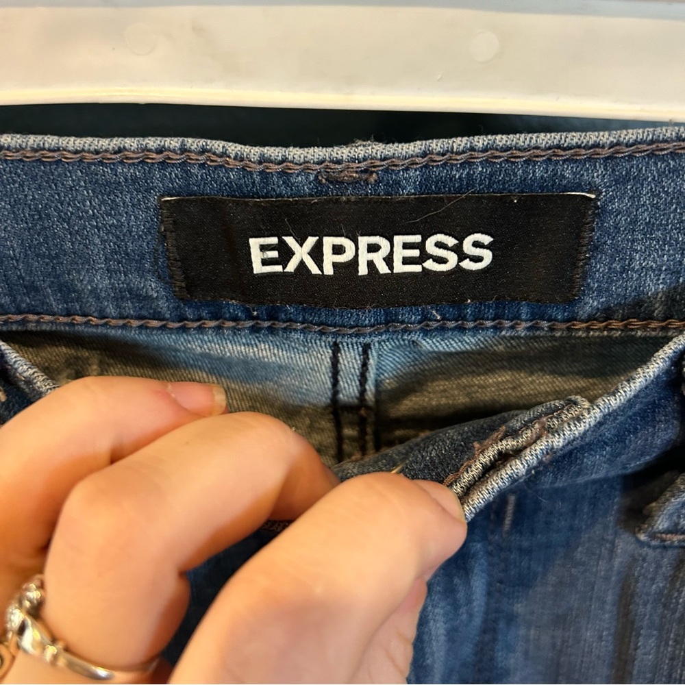 Express Distress Ankle legging mid ride jeans - Picture 2 of 7